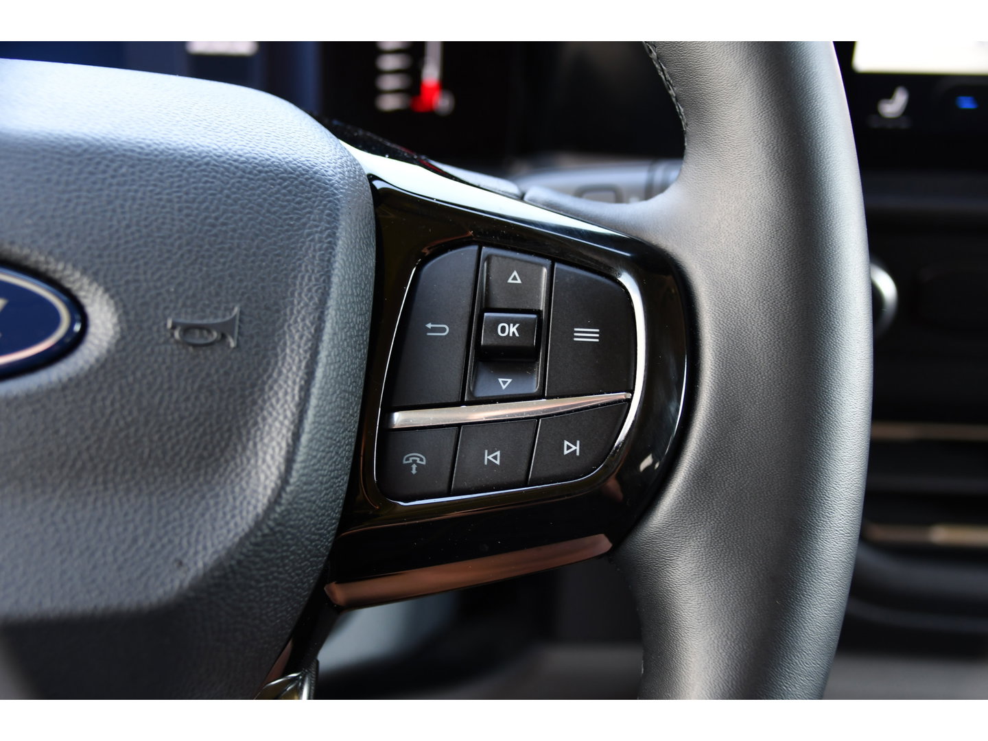 Ford Transit Custom 300 2.0 TDCI L1H1 DC Limited PB Edition Adaptieve Cruise, Camera, Carplay, LED, Stoelverwarming, 2 x Schuifdeur, Automaat, Stuurverwarming, Trekhaak, 170pk, Uniek!