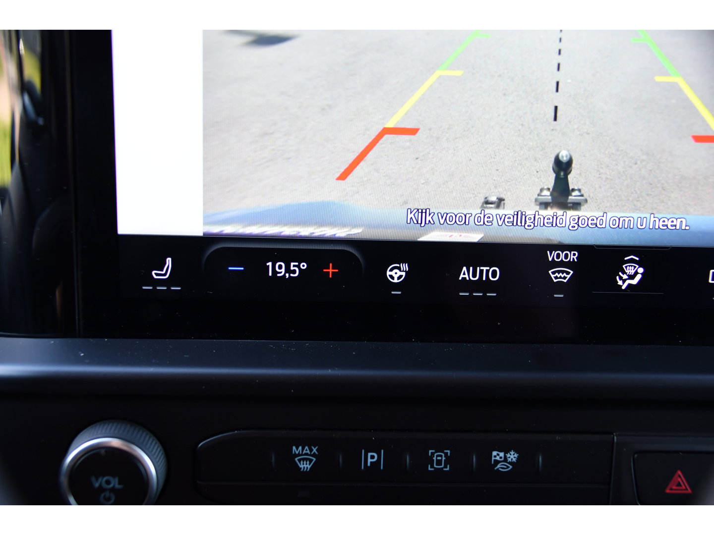 Ford Transit Custom 300 2.0 TDCI L1H1 DC Limited PB Edition Adaptieve Cruise, Camera, Carplay, LED, Stoelverwarming, 2 x Schuifdeur, Automaat, Stuurverwarming, Trekhaak, 170pk, Uniek!