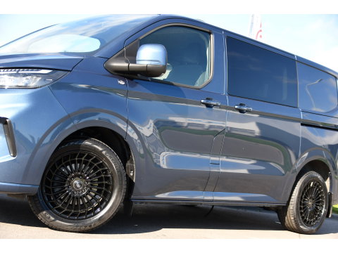 Ford Transit Custom 300 2.0 TDCI L1H1 DC Limited PB Edition Adaptieve Cruise, Camera, Carplay, LED, Stoelverwarming, 2 x Schuifdeur, Automaat, Stuurverwarming, Trekhaak, 170pk, Uniek!
