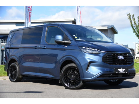 Ford Transit Custom 300 2.0 TDCI L1H1 DC Limited PB Edition Adaptieve Cruise, Camera, Carplay, LED, Stoelverwarming, 2 x Schuifdeur, Automaat, Stuurverwarming, Trekhaak, 170pk, Uniek!