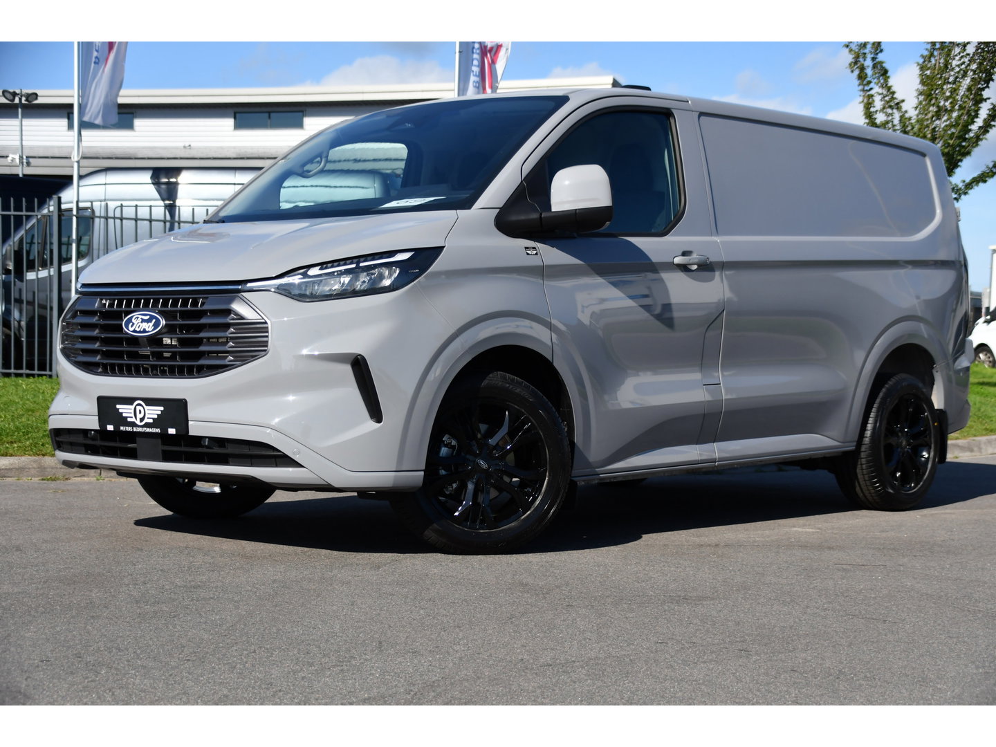 Ford Transit Custom 300 2.0 TDCI L1H1 Limited PB Edition Camera, Cruise, Carplay, LED, 136pk, Automaat, Sensoren, Trekhaak, Stoelverwarming, 136pk, Uniek!