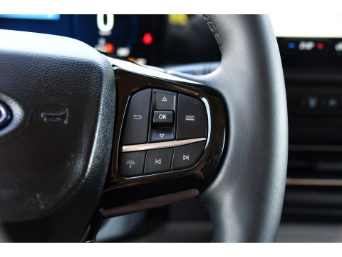 Ford Transit Custom 300 2.0 TDCI L1H1 Limited PB Edition Camera, Cruise, Carplay, LED, 136pk, Automaat, Sensoren, Trekhaak, Stoelverwarming, 136pk, Uniek!