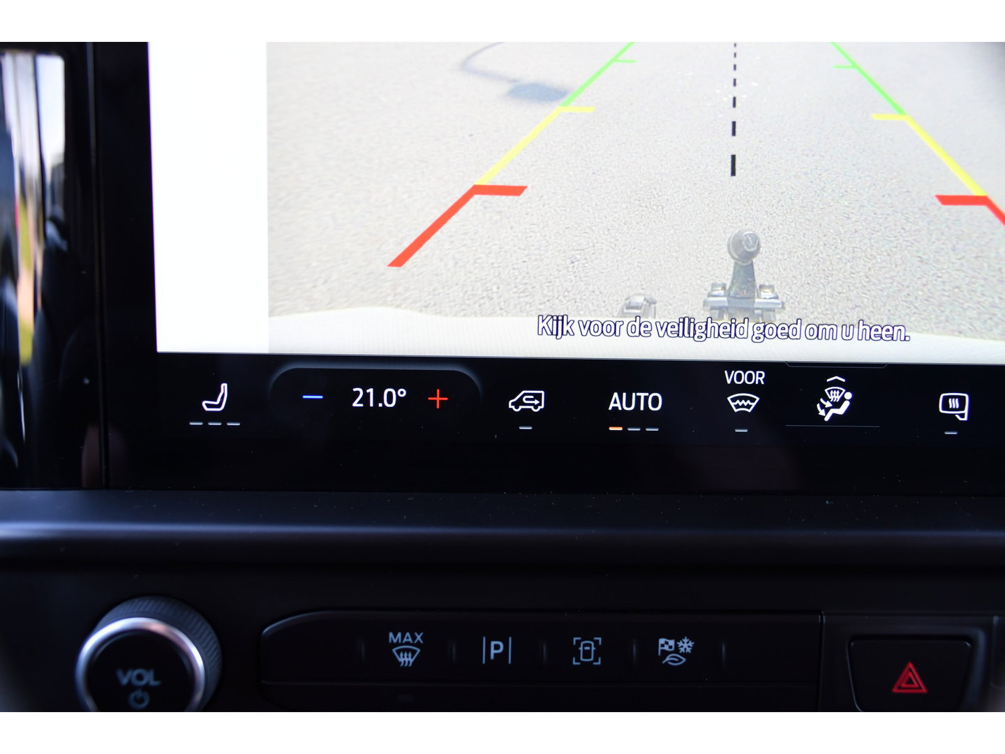 Ford Transit Custom 300 2.0 TDCI L1H1 Limited PB Edition Camera, Cruise, Carplay, LED, 136pk, Automaat, Sensoren, Trekhaak, Stoelverwarming, 136pk, Uniek!
