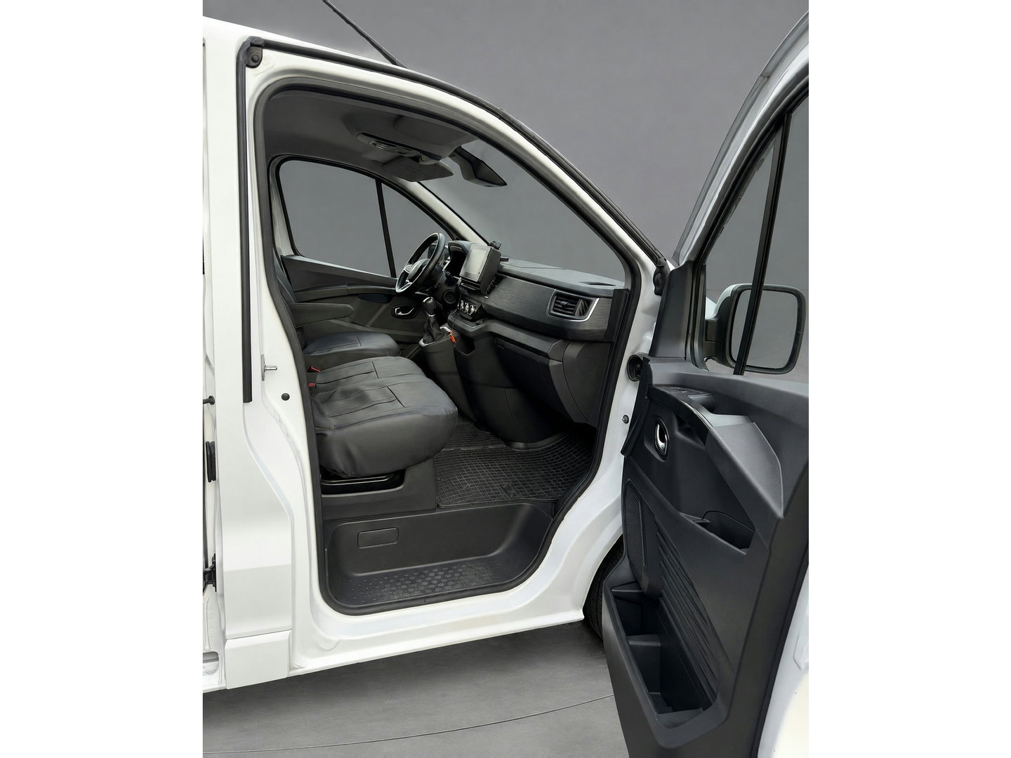 Renault Trafic 2.0 dCi 150 T29 L2H1 DC Luxe Camera, Cruise, Carplay, LED, Clima, Mulitmedia, Automaat, Trekhaak, Sensoren, Uniek!