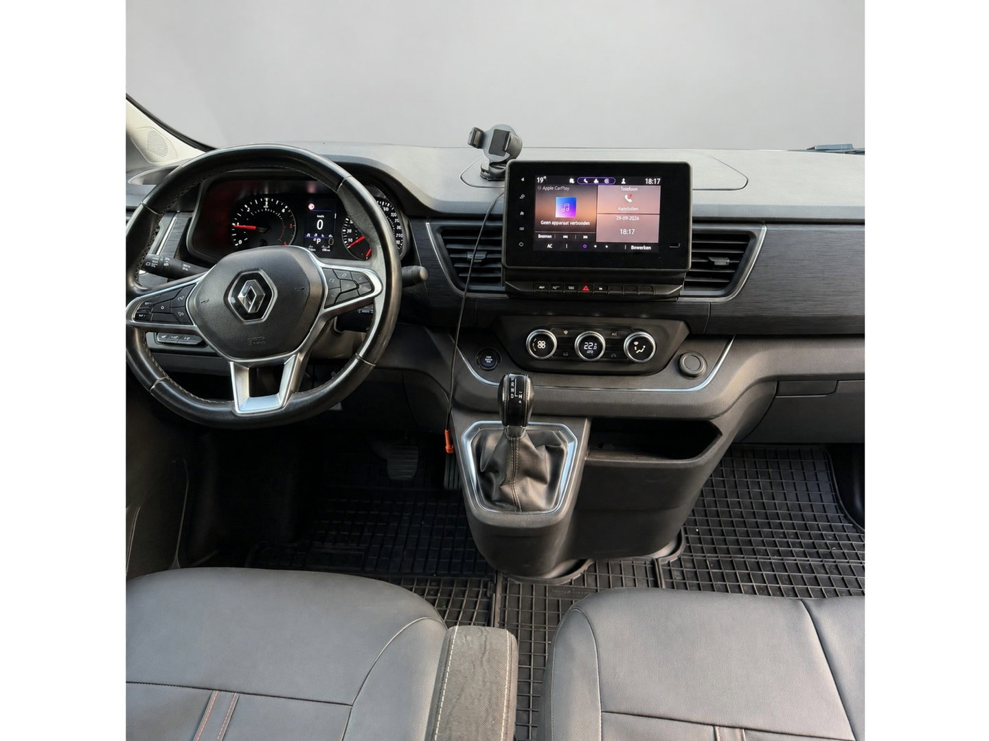Renault Trafic 2.0 dCi 150 T29 L2H1 DC Luxe Camera, Cruise, Carplay, LED, Clima, Mulitmedia, Automaat, Trekhaak, Sensoren, Uniek!