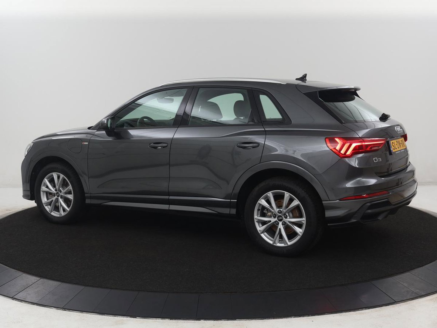 Audi Q3 45 TFSI e Advanced edition