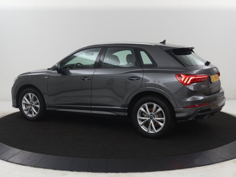 Audi Q3 45 TFSI e Advanced edition