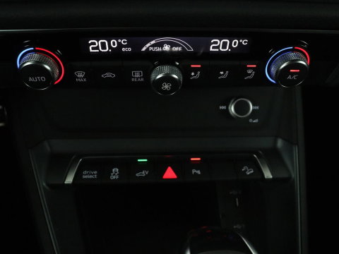 Audi Q3 45 TFSI e Advanced edition