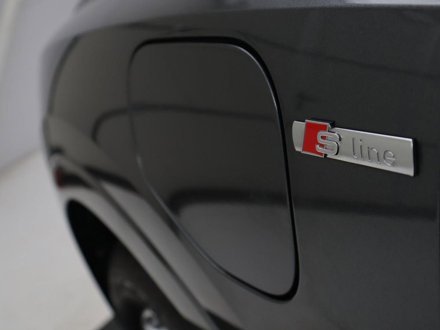 Audi Q3 45 TFSI e Advanced edition