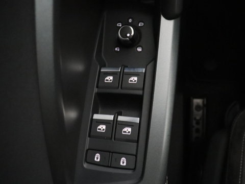 Audi Q3 45 TFSI e Advanced edition
