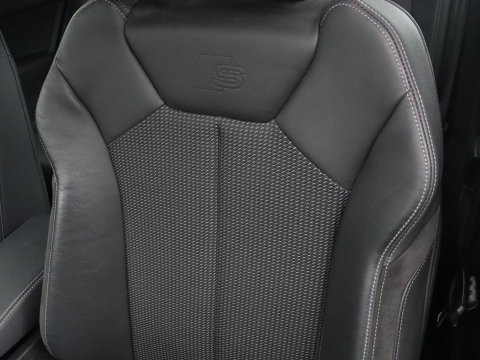 Audi Q3 45 TFSI e Advanced edition