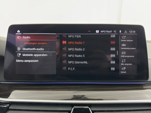 BMW 5 Serie 520d Business Edition Plus (INCL.BTW) Aut. *LEATHER | LASER-LED | HARMAN/KARDON | ADAPTIVE-CRUISE | BLIND-SPOT | MEMORY-PACK | CAMERA | DIGI-COCKPIT | AMBIENT-LIGHT | DAB+ | NAVI-FULLMAP | ECC | PDC | 18''ALU*