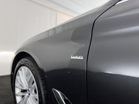 BMW 5 Serie 520d Business Edition Plus (INCL.BTW) Aut. *LEATHER | LASER-LED | HARMAN/KARDON | ADAPTIVE-CRUISE | BLIND-SPOT | MEMORY-PACK | CAMERA | DIGI-COCKPIT | AMBIENT-LIGHT | DAB+ | NAVI-FULLMAP | ECC | PDC | 18''ALU*