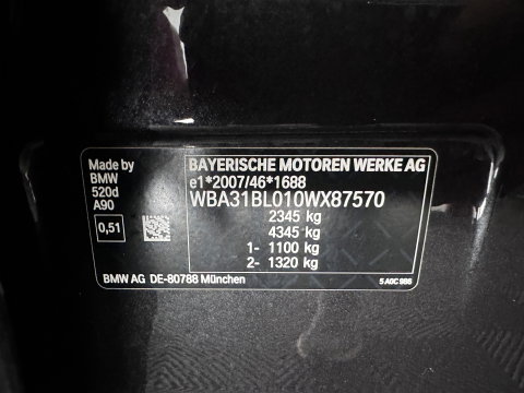 BMW 5 Serie 520d Business Edition Plus (INCL.BTW) Aut. *LEATHER | LASER-LED | HARMAN/KARDON | ADAPTIVE-CRUISE | BLIND-SPOT | MEMORY-PACK | CAMERA | DIGI-COCKPIT | AMBIENT-LIGHT | DAB+ | NAVI-FULLMAP | ECC | PDC | 18''ALU*