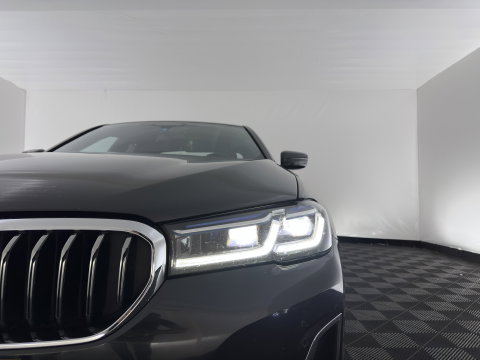 BMW 5 Serie 520d Business Edition Plus (INCL.BTW) Aut. *LEATHER | LASER-LED | HARMAN/KARDON | ADAPTIVE-CRUISE | BLIND-SPOT | MEMORY-PACK | CAMERA | DIGI-COCKPIT | AMBIENT-LIGHT | DAB+ | NAVI-FULLMAP | ECC | PDC | 18''ALU*