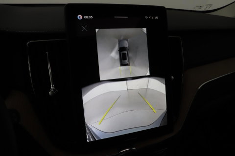 Volvo XC60 T8 Ultra Dark | Luchtvering | Harman/Kardon | Panoramadak | 360° Camera | Head-Up | Stoel+Stuurverwarming | ACC
