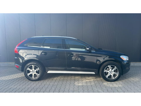 Volvo XC60 2.4 D5 AWD Summum Pano Leer Grijs kenteken