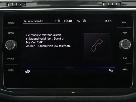 Volkswagen Tiguan 1.5 eHybrid Edition 20 SOH 93,3 % | R-Line | Trekhaak | LED | Camera | Apple Carplay |