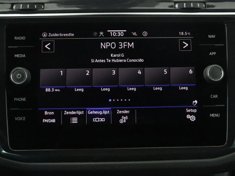 Volkswagen Tiguan 1.5 eHybrid Edition 20 SOH 93,3 % | R-Line | Trekhaak | LED | Camera | Apple Carplay |