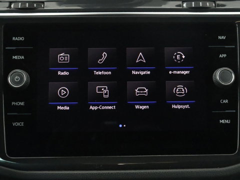 Volkswagen Tiguan 1.5 eHybrid Edition 20 SOH 93,3 % | R-Line | Trekhaak | LED | Camera | Apple Carplay |