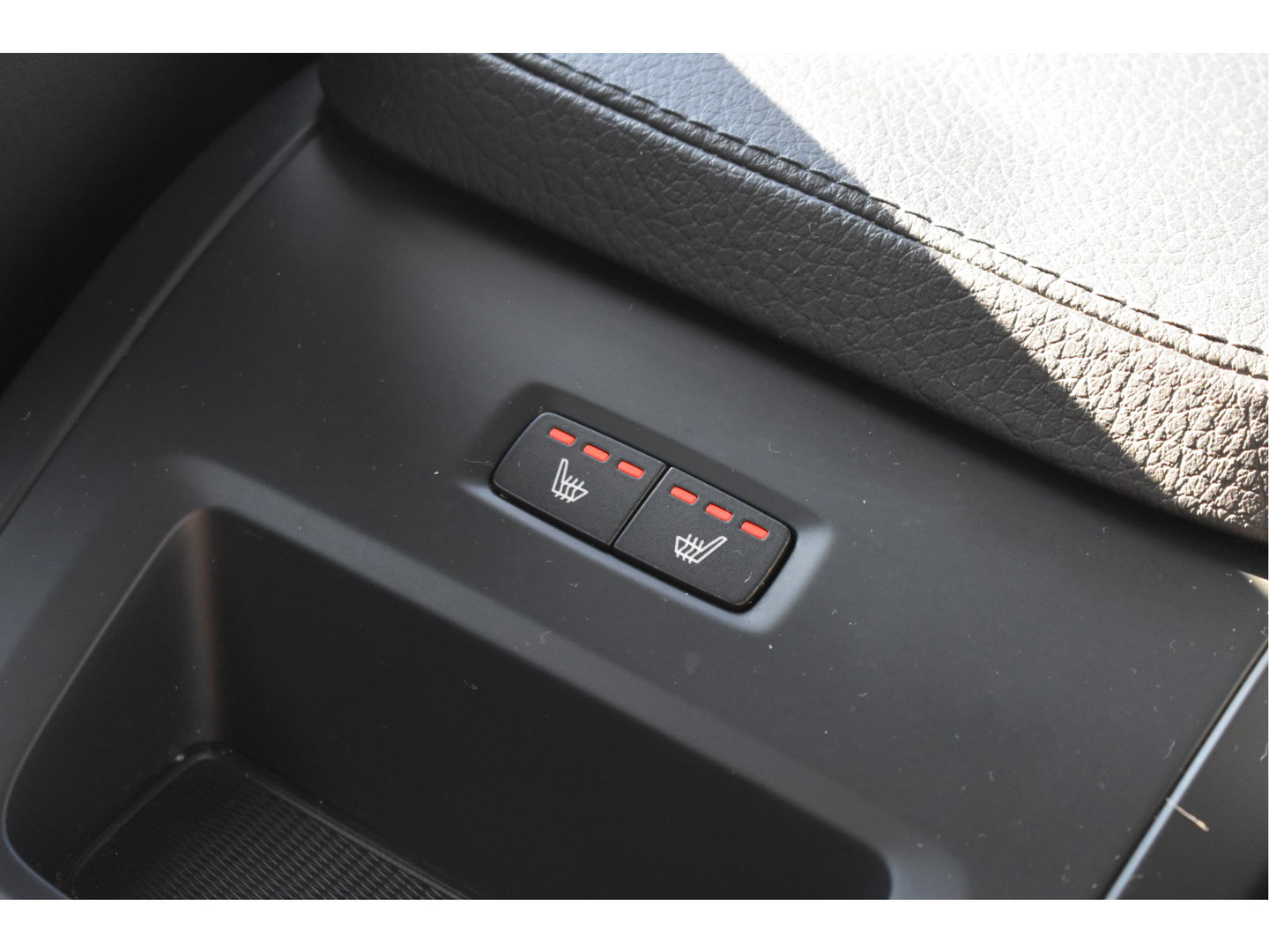 Volvo V90 2.0 T4 Momentum Business Pack Connect 191 pk | NL-Auto | Camera | Carplay | Stoelverwarming 4x | Standkachel | Full LED | NAP