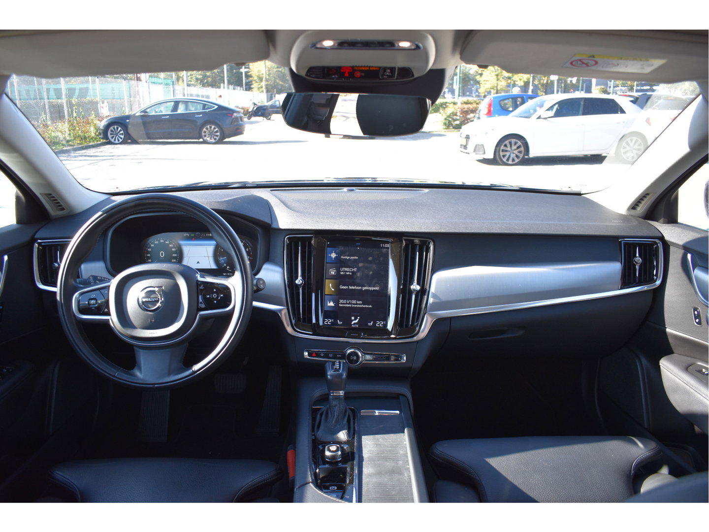 Volvo V90 2.0 T4 Momentum Business Pack Connect 191 pk | NL-Auto | Camera | Carplay | Stoelverwarming 4x | Standkachel | Full LED | NAP
