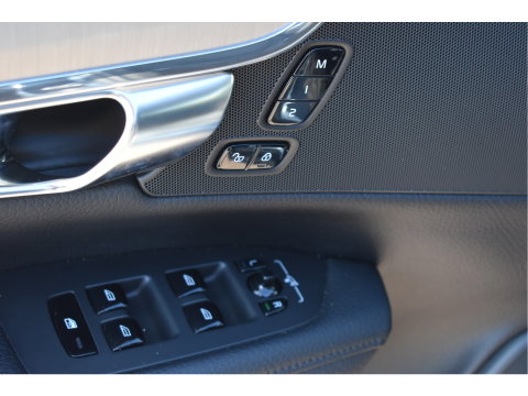Volvo V90 2.0 T4 Momentum Business Pack Connect 191 pk | NL-Auto | Camera | Carplay | Stoelverwarming 4x | Standkachel | Full LED | NAP