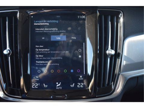 Volvo V90 2.0 T4 Momentum Business Pack Connect 191 pk | NL-Auto | Camera | Carplay | Stoelverwarming 4x | Standkachel | Full LED | NAP