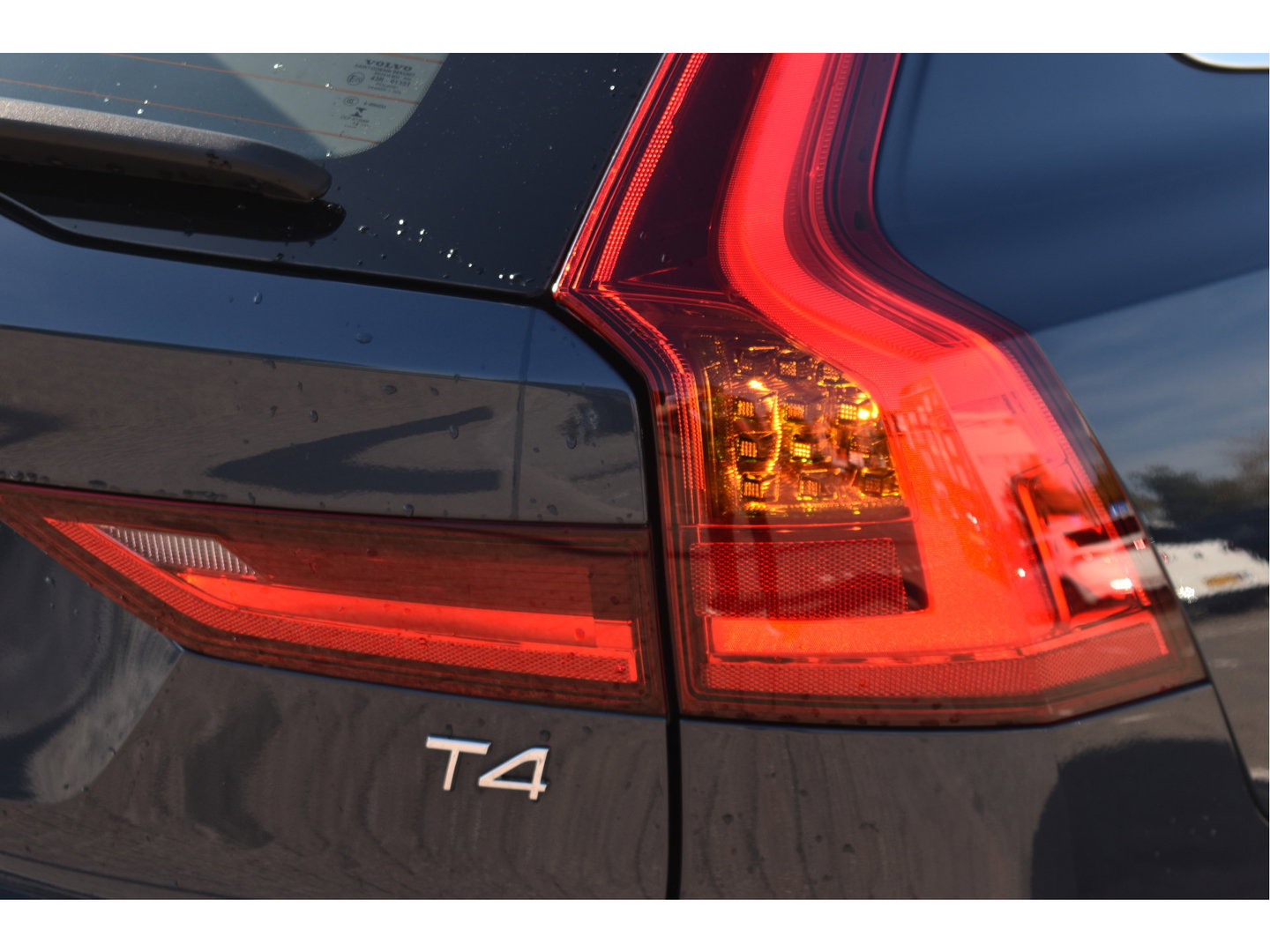 Volvo V90 2.0 T4 Momentum Business Pack Connect 191 pk | NL-Auto | Camera | Carplay | Stoelverwarming 4x | Standkachel | Full LED | NAP