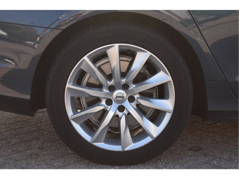 Volvo V90 2.0 T4 Momentum Business Pack Connect 191 pk | NL-Auto | Camera | Carplay | Stoelverwarming 4x | Standkachel | Full LED | NAP