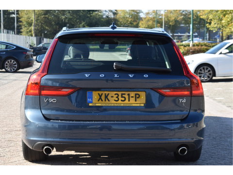 Volvo V90 2.0 T4 Momentum Business Pack Connect 191 pk | NL-Auto | Camera | Carplay | Stoelverwarming 4x | Standkachel | Full LED | NAP