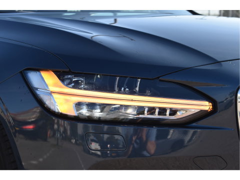 Volvo V90 2.0 T4 Momentum Business Pack Connect 191 pk | NL-Auto | Camera | Carplay | Stoelverwarming 4x | Standkachel | Full LED | NAP