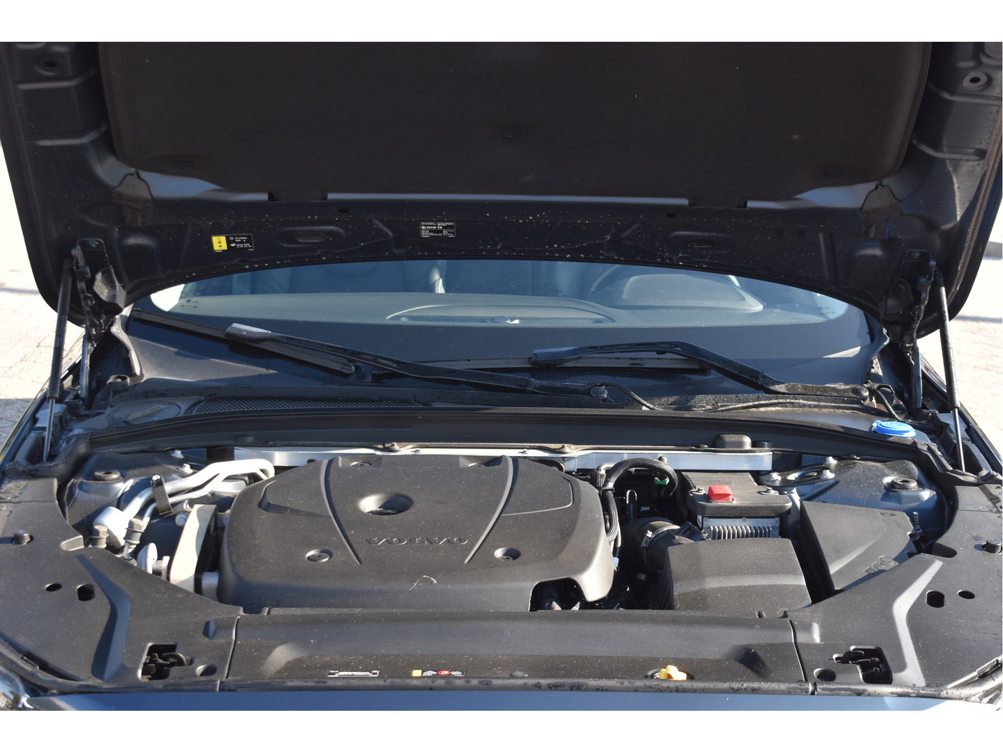 Volvo V90 2.0 T4 Momentum Business Pack Connect 191 pk | NL-Auto | Camera | Carplay | Stoelverwarming 4x | Standkachel | Full LED | NAP