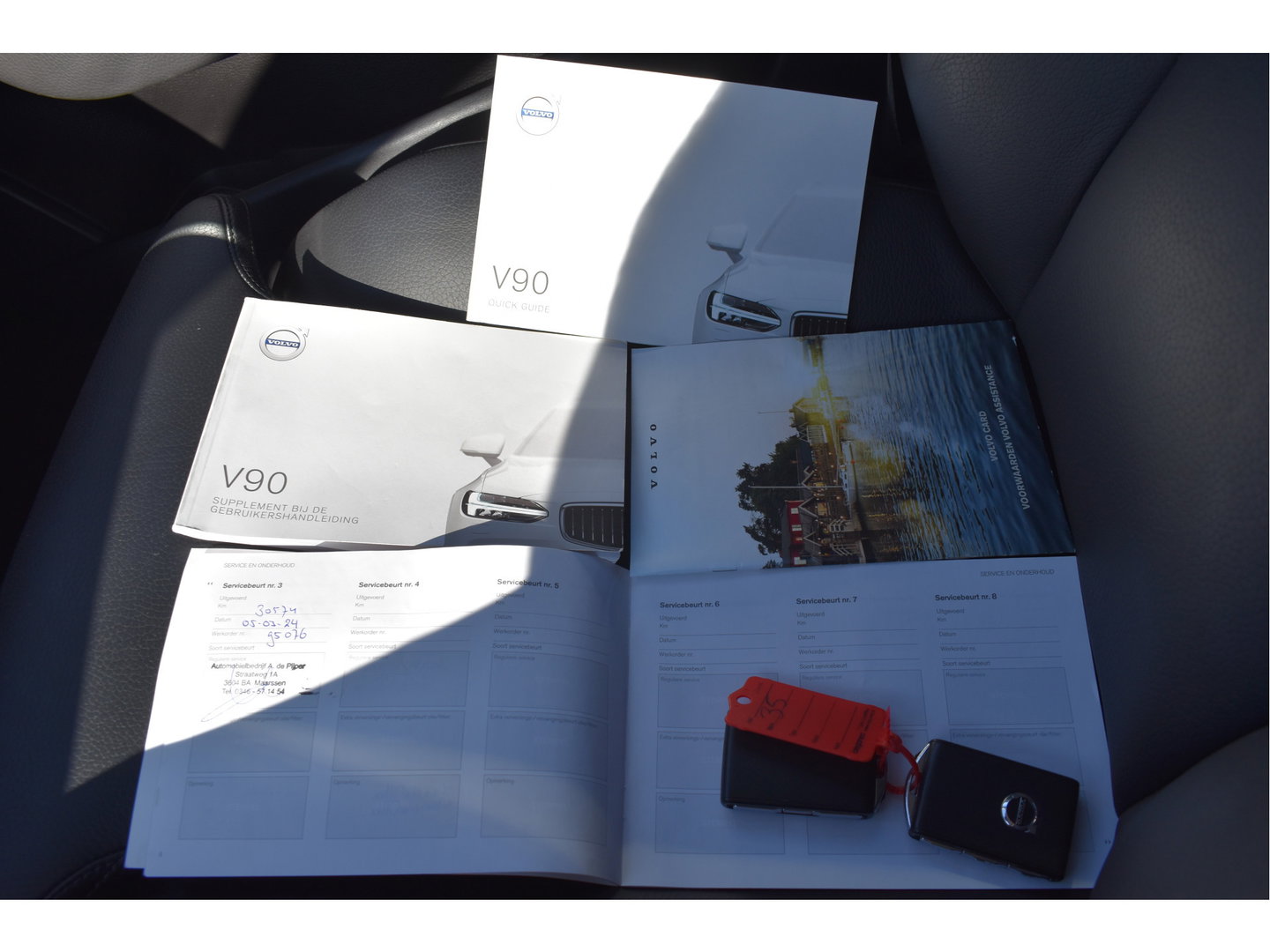 Volvo V90 2.0 T4 Momentum Business Pack Connect 191 pk | NL-Auto | Camera | Carplay | Stoelverwarming 4x | Standkachel | Full LED | NAP