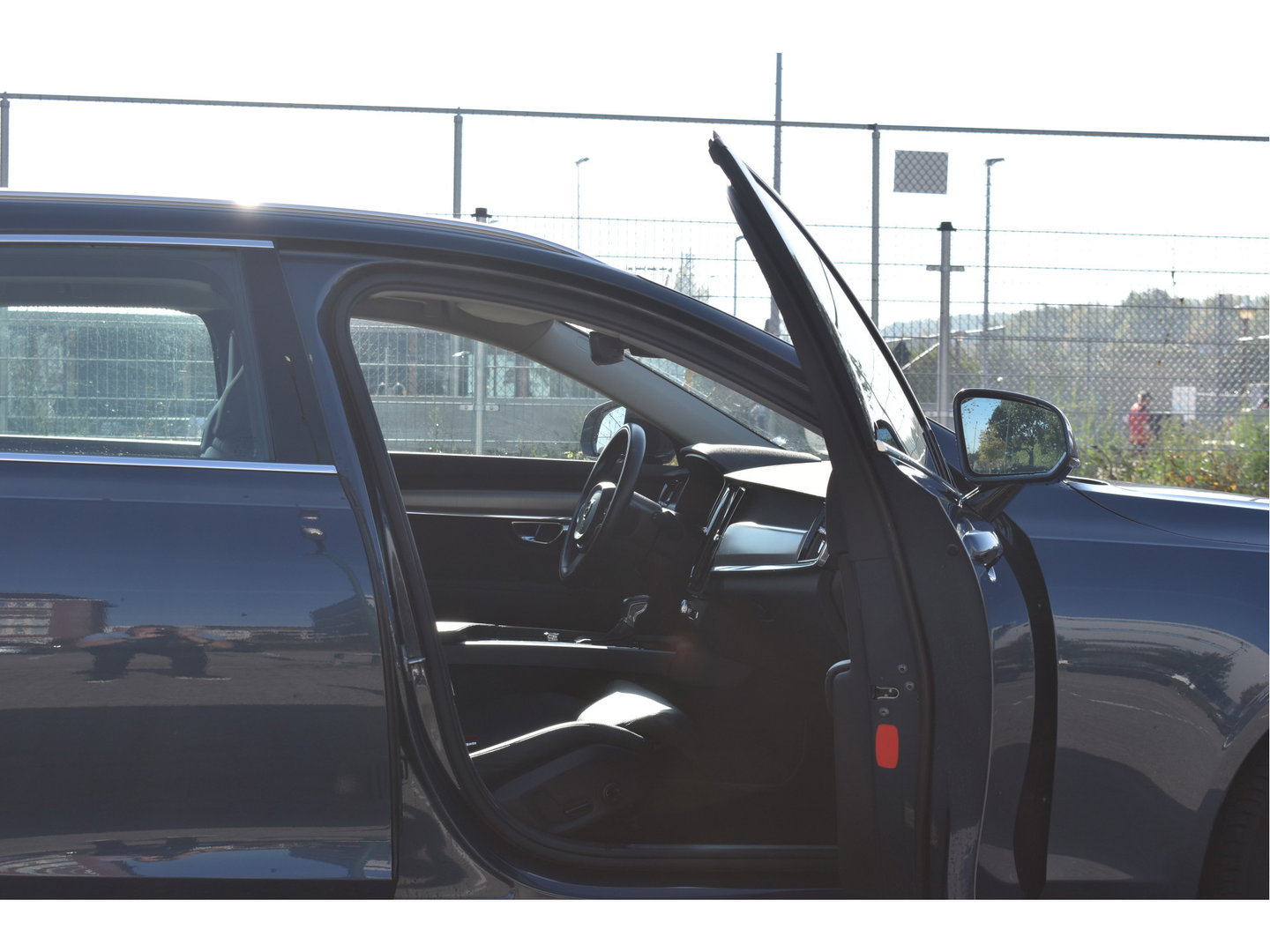 Volvo V90 2.0 T4 Momentum Business Pack Connect 191 pk | NL-Auto | Camera | Carplay | Stoelverwarming 4x | Standkachel | Full LED | NAP