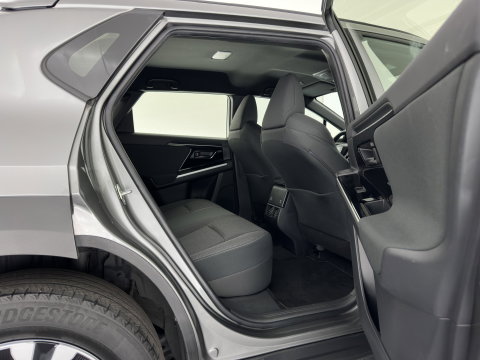 Toyota Bz4x Business 71 kWh (3-Fase-11kW) {SoH-88%} (INCL.BTW) *FULL-LED | ADAPTIVE-CRUISE | CAMERA | NAVI-FULLMAP | KEYLESS | ECC | PDC | 18''ALU | TOWBAR*