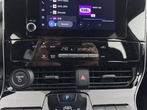 Toyota Bz4x Business 71 kWh (3-Fase-11kW) {SoH-88%} (INCL.BTW) *FULL-LED | ADAPTIVE-CRUISE | CAMERA | NAVI-FULLMAP | KEYLESS | ECC | PDC | 18''ALU | TOWBAR*