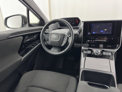 Toyota Bz4x Business 71 kWh (3-Fase-11kW) {SoH-88%} (INCL.BTW) *FULL-LED | ADAPTIVE-CRUISE | CAMERA | NAVI-FULLMAP | KEYLESS | ECC | PDC | 18''ALU | TOWBAR*