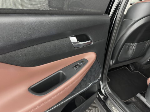 Hyundai Santa Fe 1.6 T-GDI PHEV Premium (Plug-in) (INCL-BTW) *HEAD-UP | LEATHER | FULL-LED | ADAPTIVE-CRUISE | TOP-VIEW | BLINDSPOT | MEMORY-PACK | DIGI-COCKPIT | SHIFTPADDLES | PRIVACYGLASS | NAVI-FULLMAP | 19''ALU | TOWBAR*