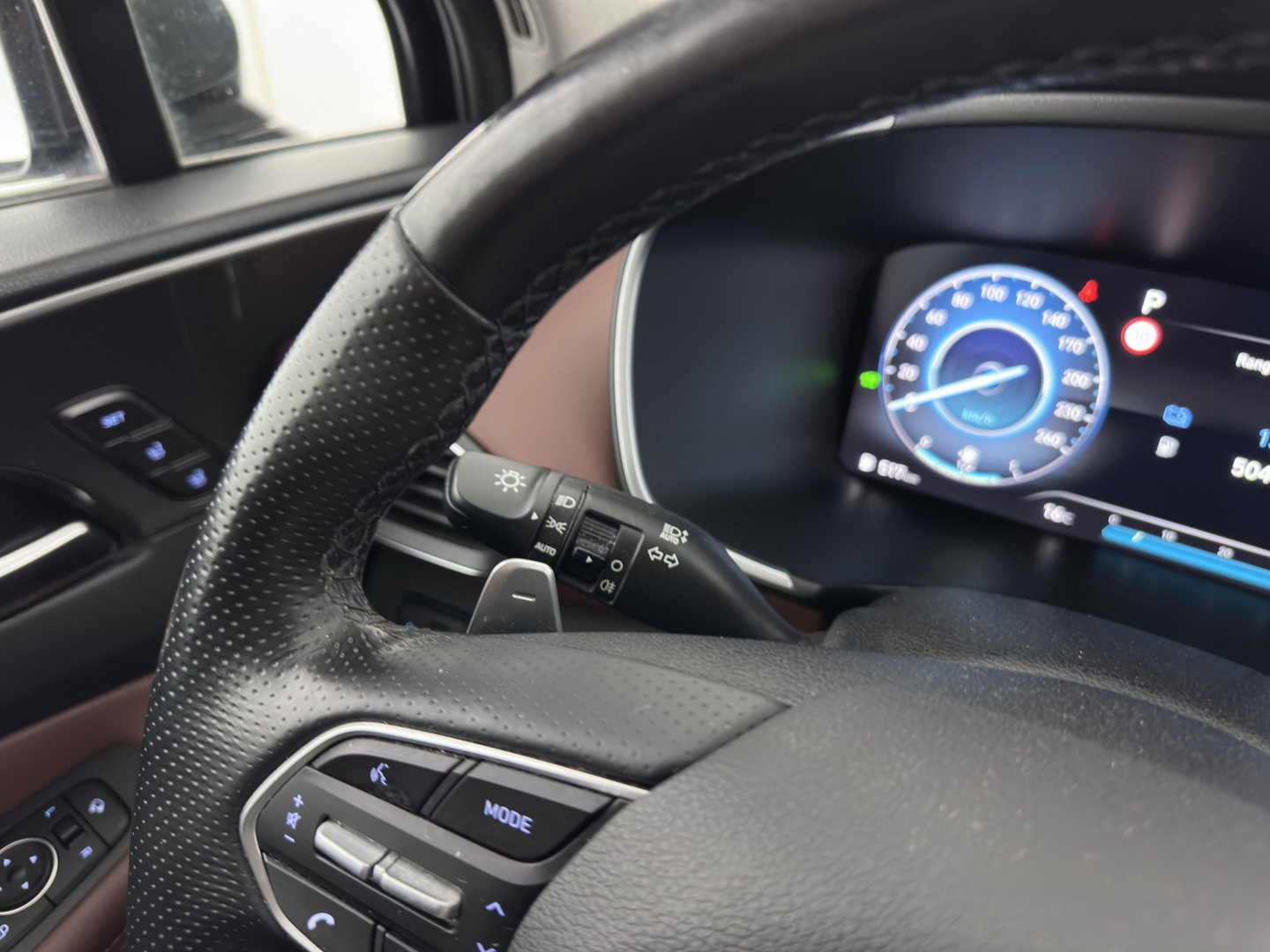 Hyundai Santa Fe 1.6 T-GDI PHEV Premium (Plug-in) (INCL-BTW) *HEAD-UP | LEATHER | FULL-LED | ADAPTIVE-CRUISE | TOP-VIEW | BLINDSPOT | MEMORY-PACK | DIGI-COCKPIT | SHIFTPADDLES | PRIVACYGLASS | NAVI-FULLMAP | 19''ALU | TOWBAR*