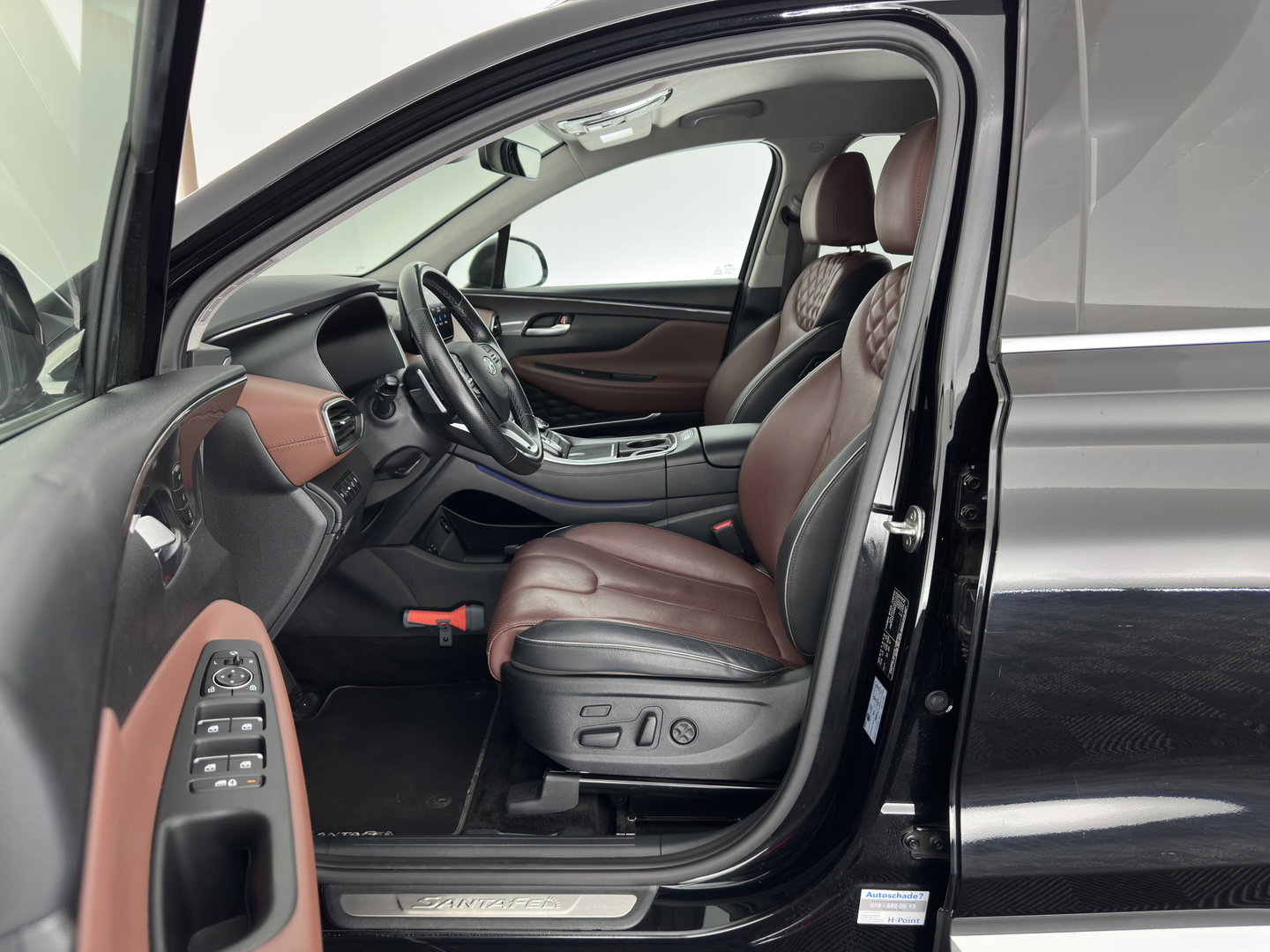 Hyundai Santa Fe 1.6 T-GDI PHEV Premium (Plug-in) (INCL-BTW) *HEAD-UP | LEATHER | FULL-LED | ADAPTIVE-CRUISE | TOP-VIEW | BLINDSPOT | MEMORY-PACK | DIGI-COCKPIT | SHIFTPADDLES | PRIVACYGLASS | NAVI-FULLMAP | 19''ALU | TOWBAR*