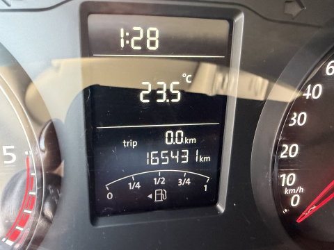 Volkswagen Transporter 2.0 TDI 115pk L1H1 Comfortline / euro 6 / bpm vrij / vaste prijs rijklaar € 11.950 ex btw / lease vanaf € 201 / airco / aplle carplat / android auto / trekhaak / achteruit rijcamera !