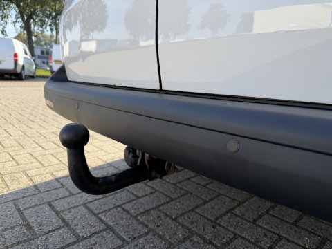 Volkswagen Transporter 2.0 TDI 115pk L1H1 Comfortline / euro 6 / bpm vrij / vaste prijs rijklaar € 11.950 ex btw / lease vanaf € 201 / airco / aplle carplat / android auto / trekhaak / achteruit rijcamera !