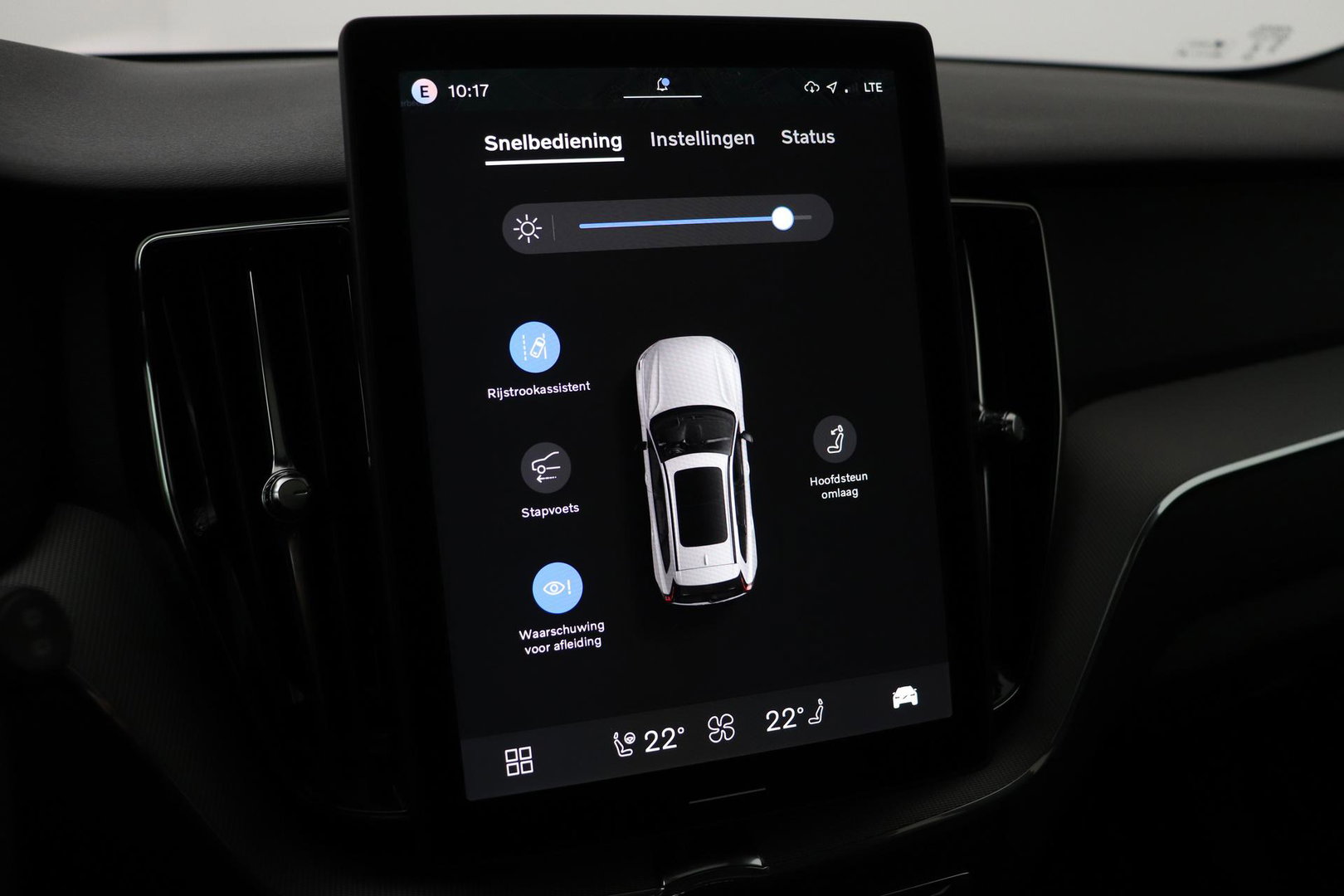 Volvo XC60 T6 Plus Black Edition | Harman/Kardon | Panoramadak | 360° Camera | Head-Up | Stoel+Stuurverwarming | Pilot Assist | 21 Inch | ACC