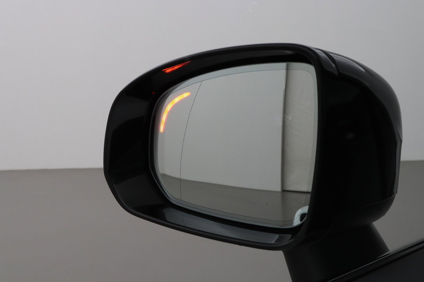 Volvo XC60 T6 Plus Black Edition | Harman/Kardon | Panoramadak | 360° Camera | Head-Up | Stoel+Stuurverwarming | Pilot Assist | 21 Inch | ACC