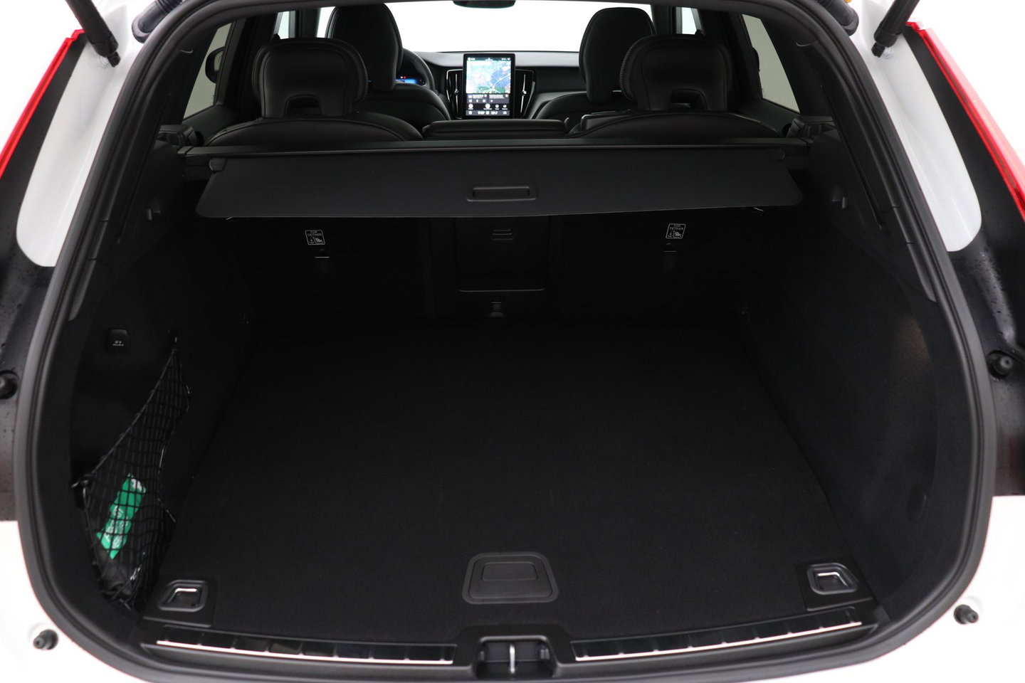 Volvo XC60 T6 Plus Black Edition | Harman/Kardon | Panoramadak | 360° Camera | Head-Up | Stoel+Stuurverwarming | Pilot Assist | 21 Inch | ACC