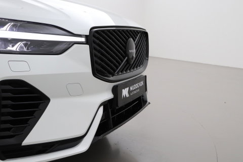 Volvo XC60 T6 Plus Black Edition | Harman/Kardon | Panoramadak | 360° Camera | Head-Up | Stoel+Stuurverwarming | Pilot Assist | 21 Inch | ACC