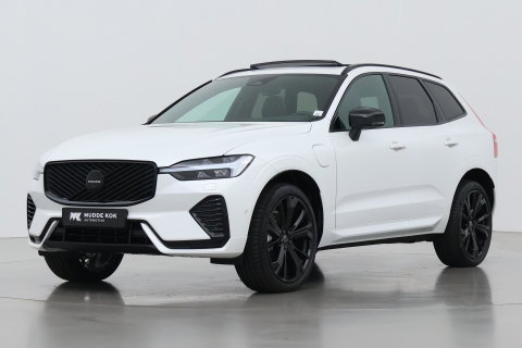 Volvo XC60 T6 Plus Black Edition | Harman/Kardon | Panoramadak | 360° Camera | Head-Up | Stoel+Stuurverwarming | Pilot Assist | 21 Inch | ACC