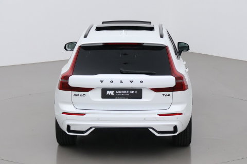 Volvo XC60 T6 Plus Black Edition | Harman/Kardon | Panoramadak | 360° Camera | Head-Up | Stoel+Stuurverwarming | Pilot Assist | 21 Inch | ACC