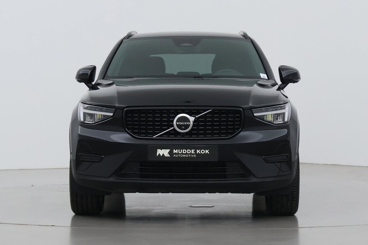 Volvo XC40 2.0 B3 Plus Dark | Harman/Kardon | ACC | 360° Camera | Memory | Keyless | Stoel+Stuurverwarming